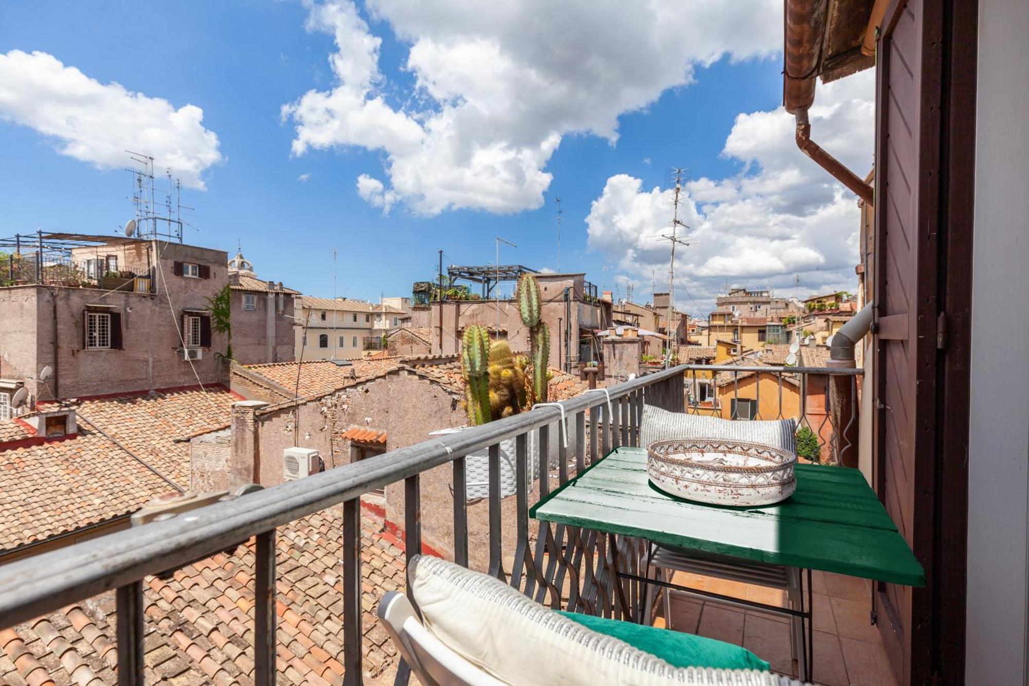 Campo Dei Fiori Sun With Balcony * Rom